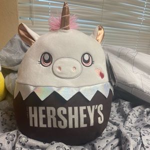 valentine’s squishmallow
